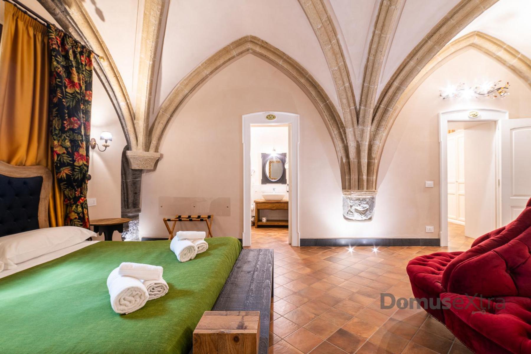 Piazza San Domenico Suite By Domusextra 那不勒斯 外观 照片